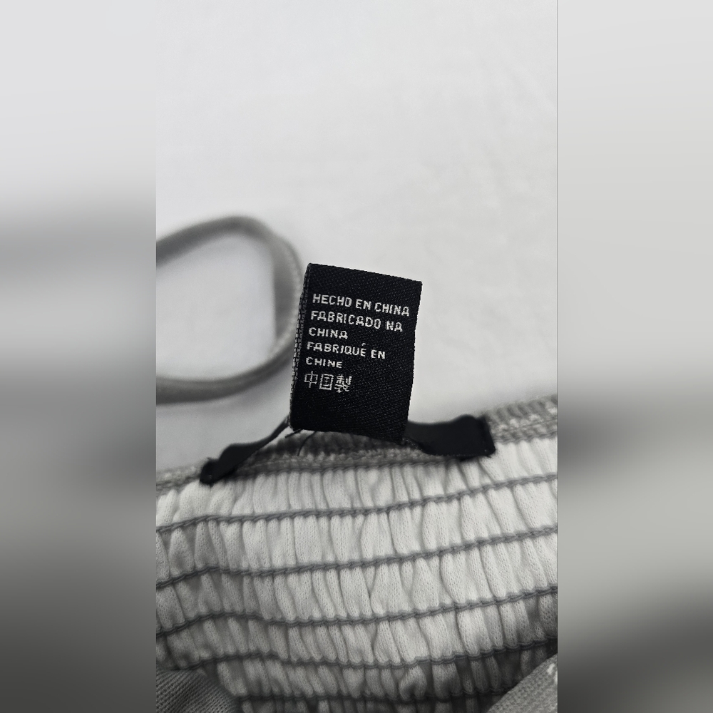 Forever 21 Women's Crop Shirt Tank Sleeveless Gray White Striped Cami Medium - Picture 5 of 10